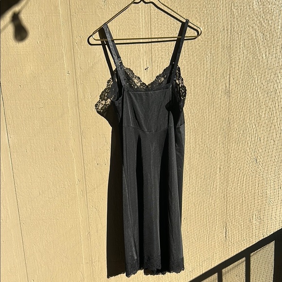 Vintage Elegant Black Lace Slip Dress - Picture 3 of 6